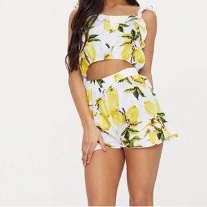 PrettyLittleThings lemon set